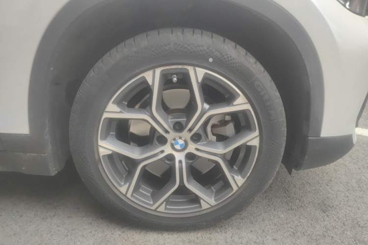 Used BMW X1 2021 sDrive25Li Leading Model Right Front Wheel Hub