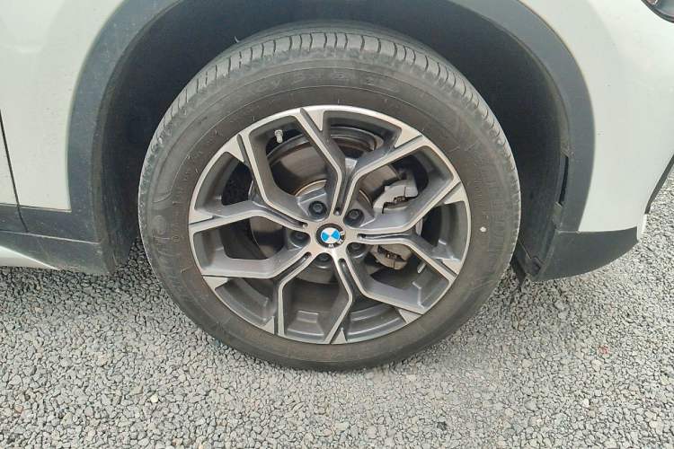 Used BMW X1 2021 sDrive20Li Premium Edition Right Front Wheel Hub