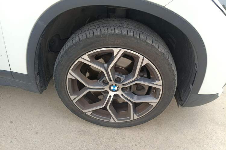 Used BMW X1 2021 sDrive25Li Leading Model Right Front Wheel Hub