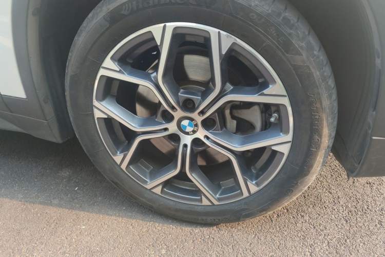 Used BMW X1 2021 sDrive25Li Leading Model Right Front Wheel Hub