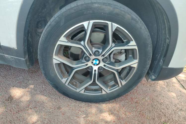 Used BMW X1 2021 sDrive25Li Leading Model Right Front Wheel Hub