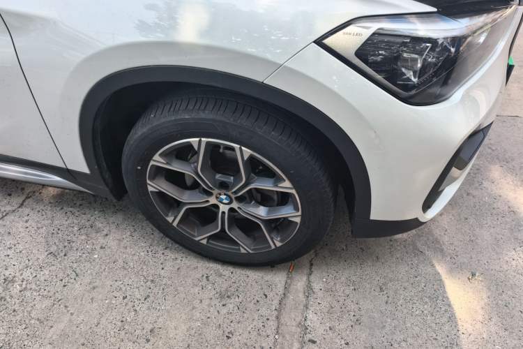 Used BMW X1 2021 sDrive20Li Premium Edition Right Front Wheel Hub