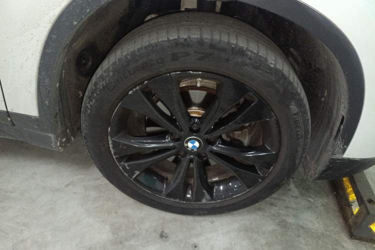 Used BMW X1 2021 sDrive20Li Fashion Model Right Front Wheel Hub