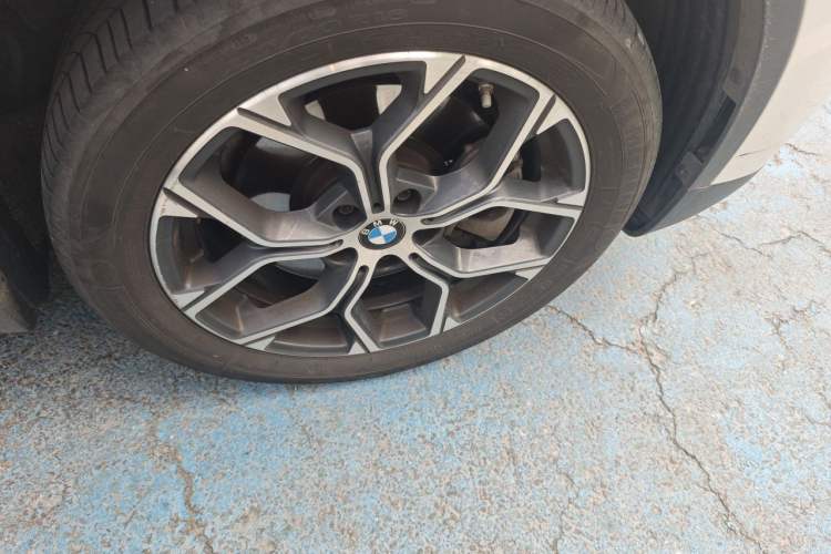 Used BMW X1 2021 sDrive25Li Leading Model Right Front Wheel Hub
