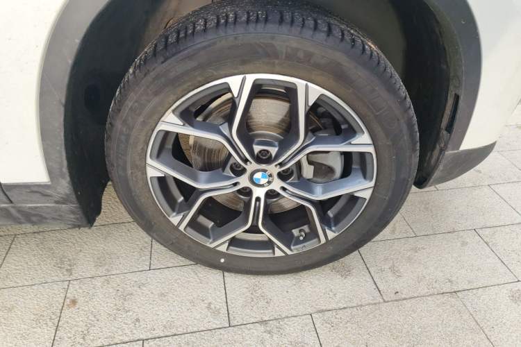 Used BMW X1 2021 sDrive25Li Leading Model Right Front Wheel Hub