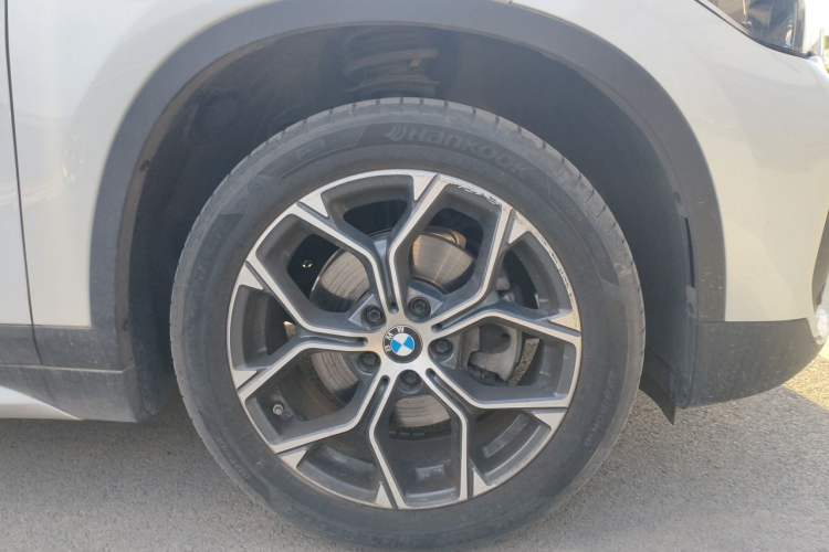 Used BMW X1 2021 sDrive20Li Premium Edition Right Front Wheel Hub