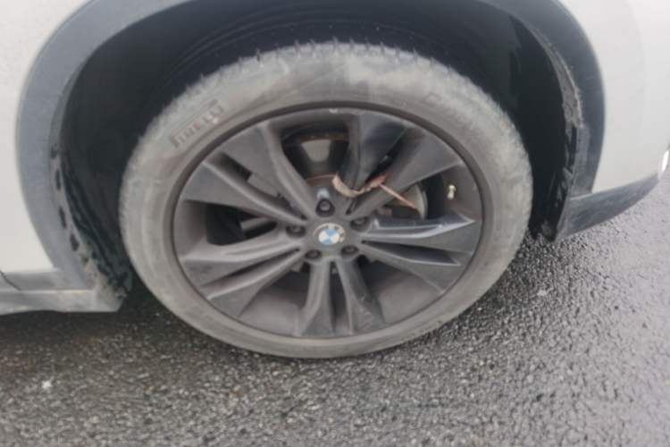Used BMW X1 2021 sDrive20Li Fashion Model Right Front Wheel Hub