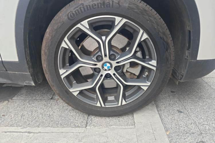 Used BMW X1 2021 sDrive25Li Leading Model Right Front Wheel Hub
