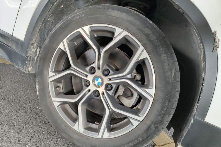 Used BMW X1 2021 sDrive25Li Leading Model Right Front Wheel Hub