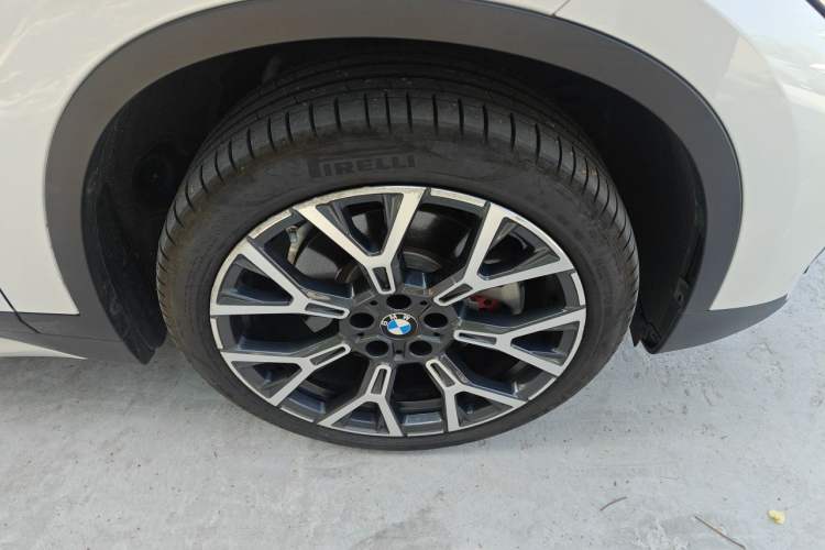 Used BMW X1 2021 xDrive25Li Luxury Model Right Front Wheel Hub