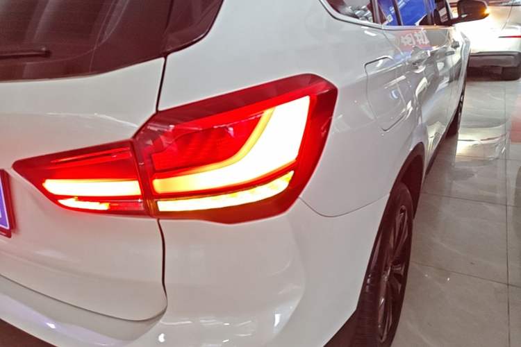 Used BMW X1 2021 Restyled sDrive20Li Fashion Version Right Rear Taillight