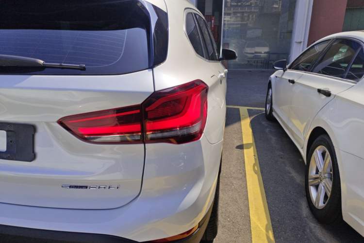 Used BMW X1 2021 Restyled sDrive20Li Fashion Version Right Rear Taillight