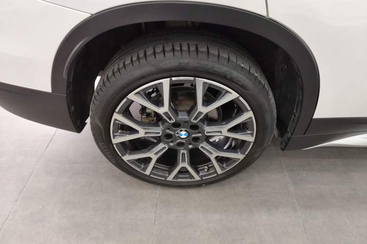 Used BMW X1 2021 Revised xDrive25Li Premium Edition Right Rear Wheel Hub