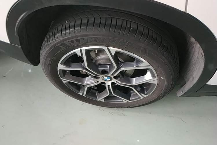 Used BMW X1 2021 sDrive25Li Leading Model Right Rear Wheel Hub