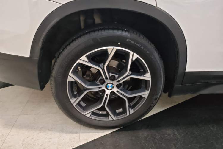 Used BMW X1 2021 sDrive25Li Leading Model Right Rear Wheel Hub