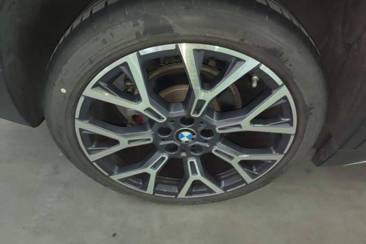 Used BMW X1 2021 xDrive25Li Luxury Model Right Rear Wheel Hub