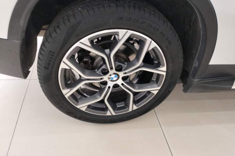 Used BMW X1 2021 Restyled sDrive25Li Leading Edition Right Rear Wheel Hub