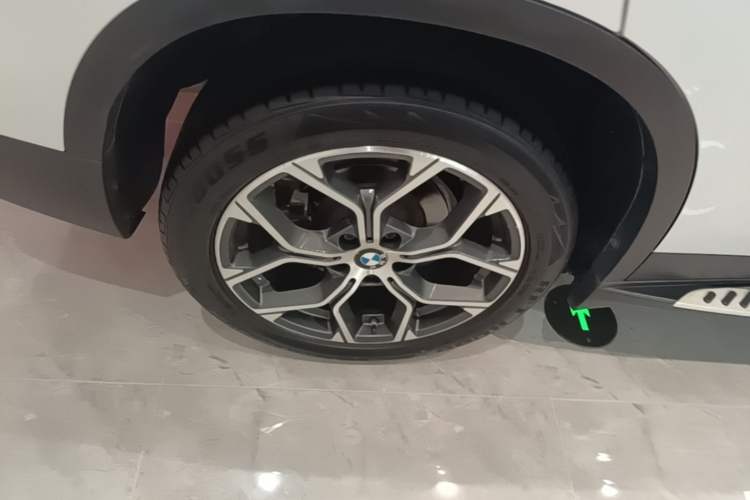 Used BMW X1 2021 sDrive25Li Leading Model Right Rear Wheel Hub