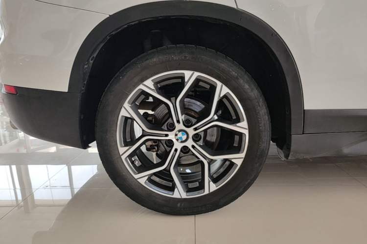 Used BMW X1 2021 Restyled sDrive25Li Leading Edition Right Rear Wheel Hub