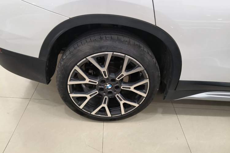 Used BMW X1 2021 xDrive25Li Luxury Model Right Rear Wheel Hub