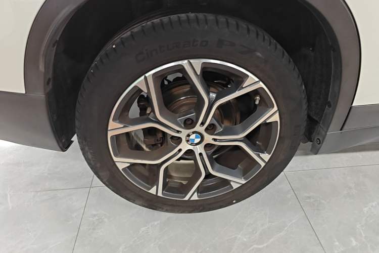 Used BMW X1 2021 Restyled sDrive25Li Leading Edition Right Rear Wheel Hub