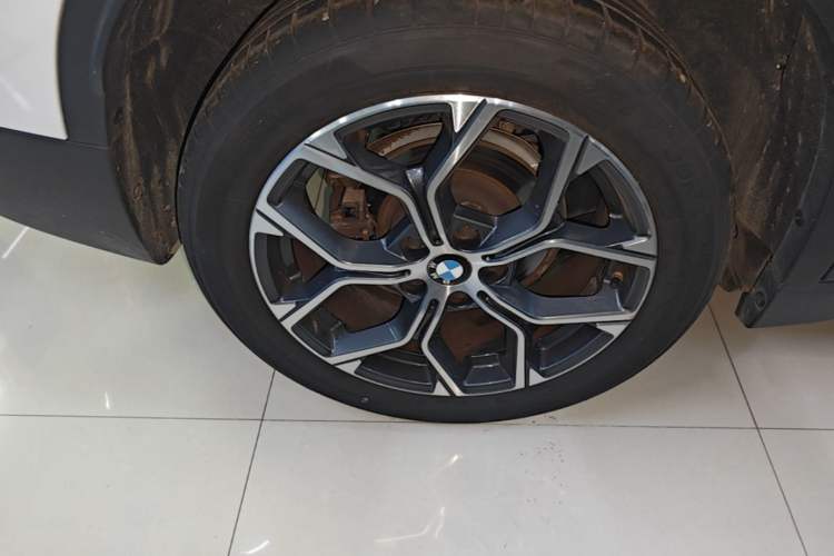 Used BMW X1 2021 sDrive25Li Leading Model Right Rear Wheel Hub