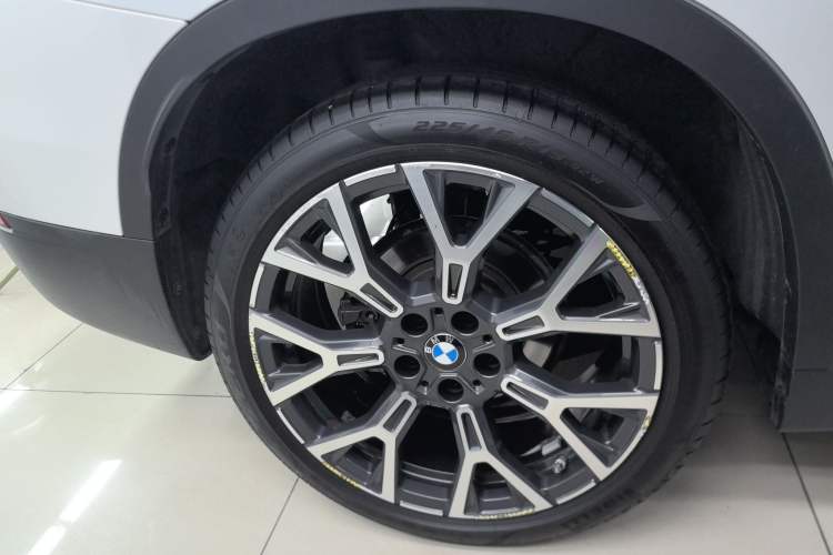 Used BMW X1 2021 Revised xDrive25Li Premium Edition Right Rear Wheel Hub