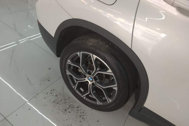 Used BMW X1 2021 Restyled sDrive25Li Leading Edition Right Rear Wheel Hub
