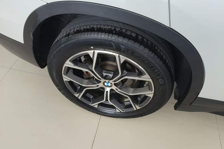 Used BMW X1 2021 Restyled sDrive25Li Leading Edition Right Rear Wheel Hub