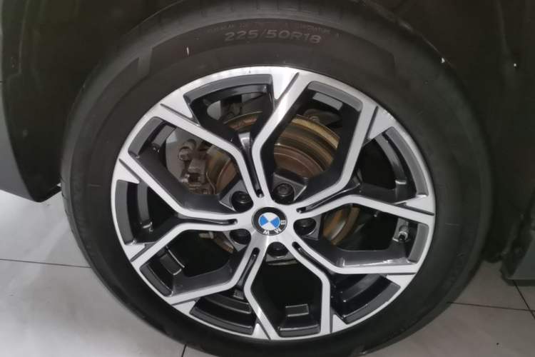 Used BMW X1 2021 Restyled sDrive25Li Leading Edition Right Rear Wheel Hub