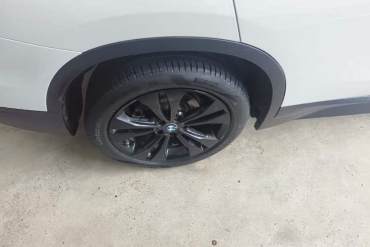 Used BMW X1 2021 sDrive20Li Fashion Model Right Rear Wheel Hub