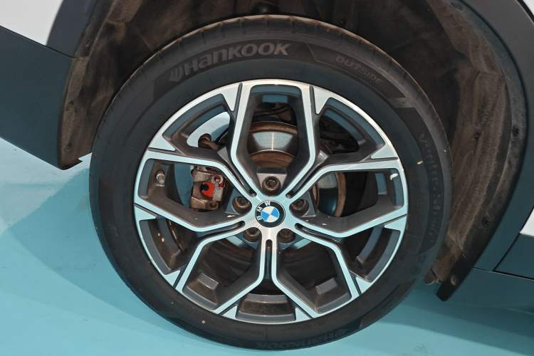 Used BMW X1 2021 sDrive25Li Leading Model Right Rear Wheel Hub