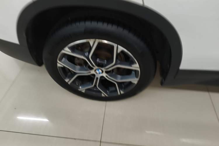 Used BMW X1 2021 Restyled sDrive25Li Leading Edition Right Rear Wheel Hub