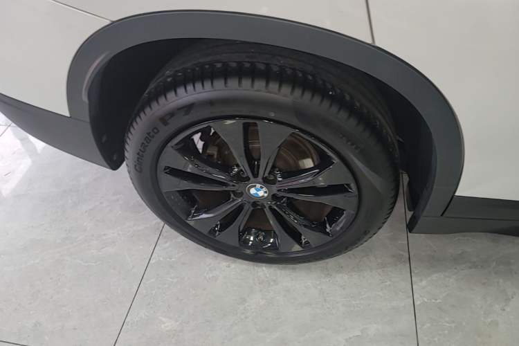 Used BMW X1 2021 Restyled sDrive20Li Fashion Version Right Rear Wheel Hub