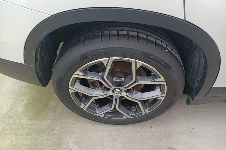 Used BMW X1 2021 sDrive25Li Leading Model Right Rear Wheel Hub