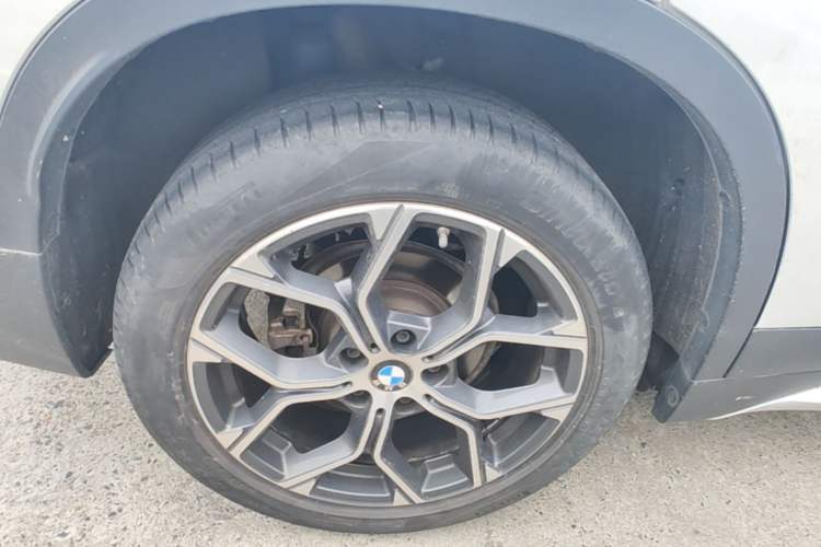 Used BMW X1 2021 Restyled sDrive20Li Premium Edition Right Rear Wheel Hub