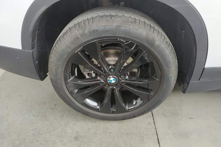 Used BMW X1 2021 Restyled sDrive20Li Fashion Version Right Rear Wheel Hub