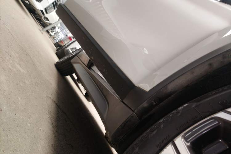 Used BMW X1 2021 Restyled sDrive25Li Leading Edition Right Side Sill