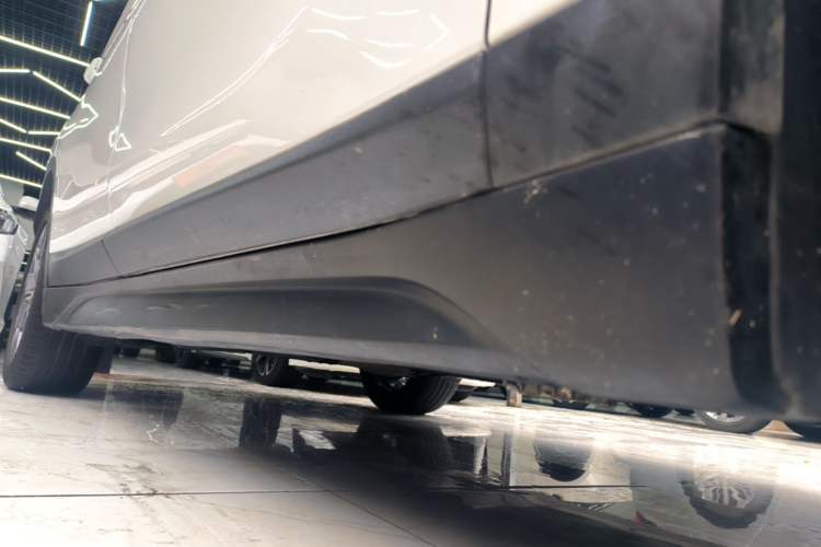 Used BMW X1 2021 sDrive25Li Leading Model Right Side Sill