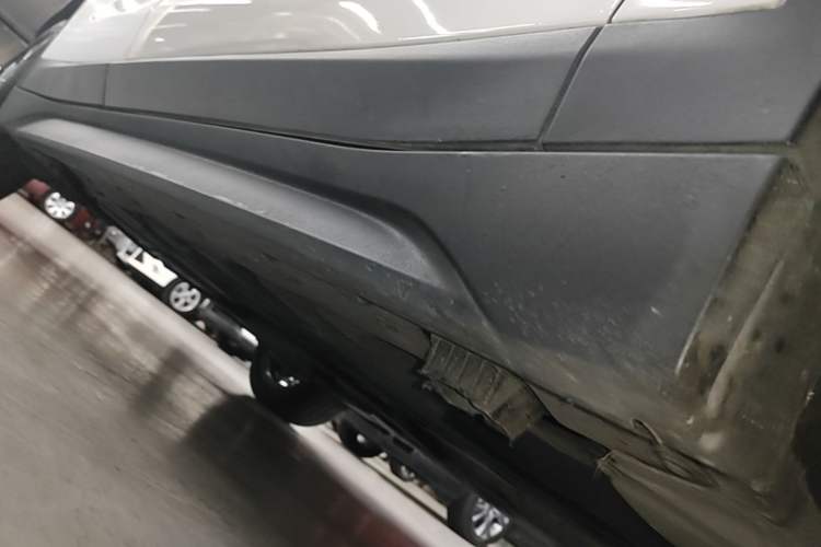 Used BMW X1 2021 Restyled sDrive25Li Leading Edition Right Side Sill