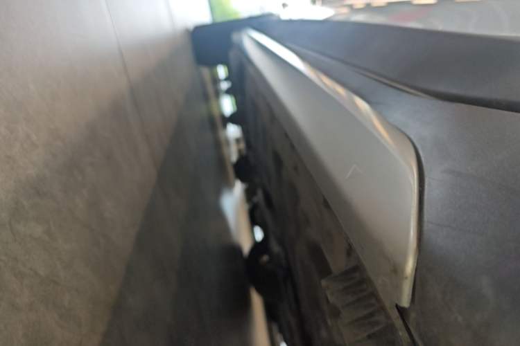 Used BMW X1 2021 Revised xDrive25Li Premium Edition Right Side Sill