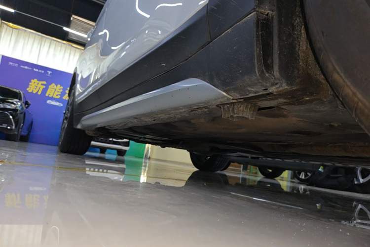 Used BMW X1 2021 xDrive25Li Luxury Model Right Side Sill