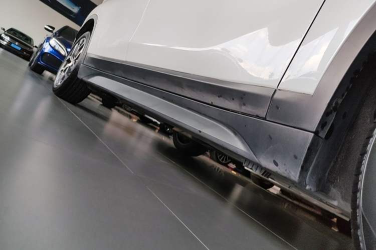 Used BMW X1 2021 sDrive25Li Leading Model Right Side Sill