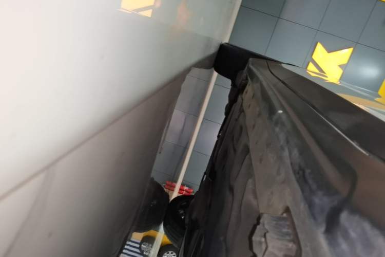 Used BMW X1 2021 Restyled sDrive25Li Leading Edition Right Side Sill