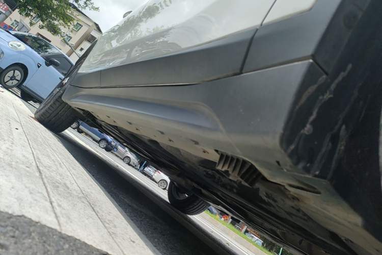 Used BMW X1 2021 sDrive25Li Leading Model Right Side Sill