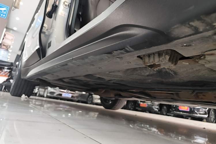 Used BMW X1 2021 Restyled sDrive25Li Leading Edition Right Side Sill
