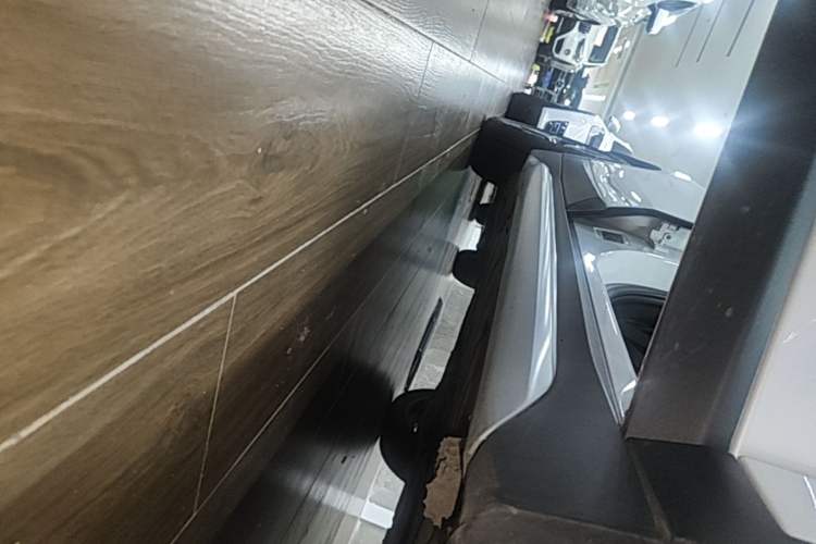 Used BMW X1 2021 sDrive20Li Premium Edition Right Side Sill
