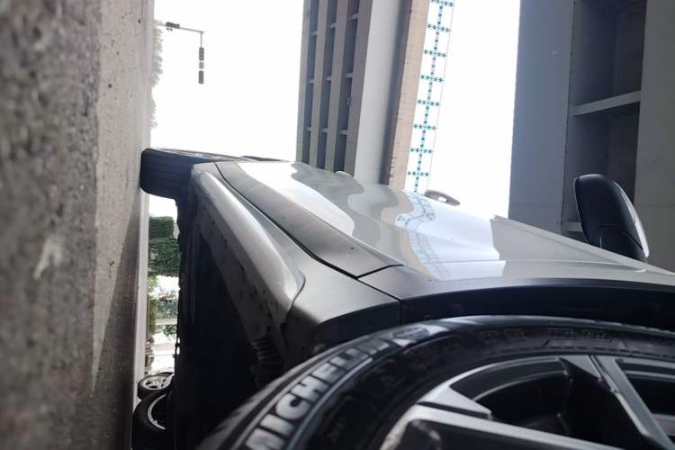 Used BMW X1 2021 sDrive20Li Premium Edition Right Side Sill