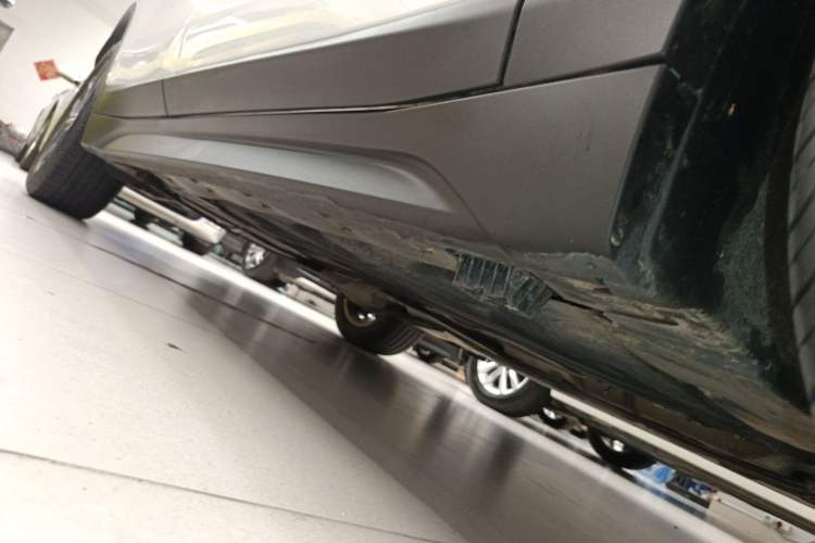 Used BMW X1 2021 Restyled sDrive25Li Leading Edition Right Side Sill