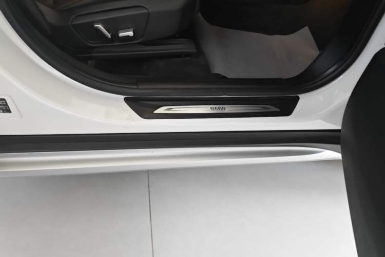 Used BMW X1 2021 xDrive25Li Luxury Model Right Side Sill
